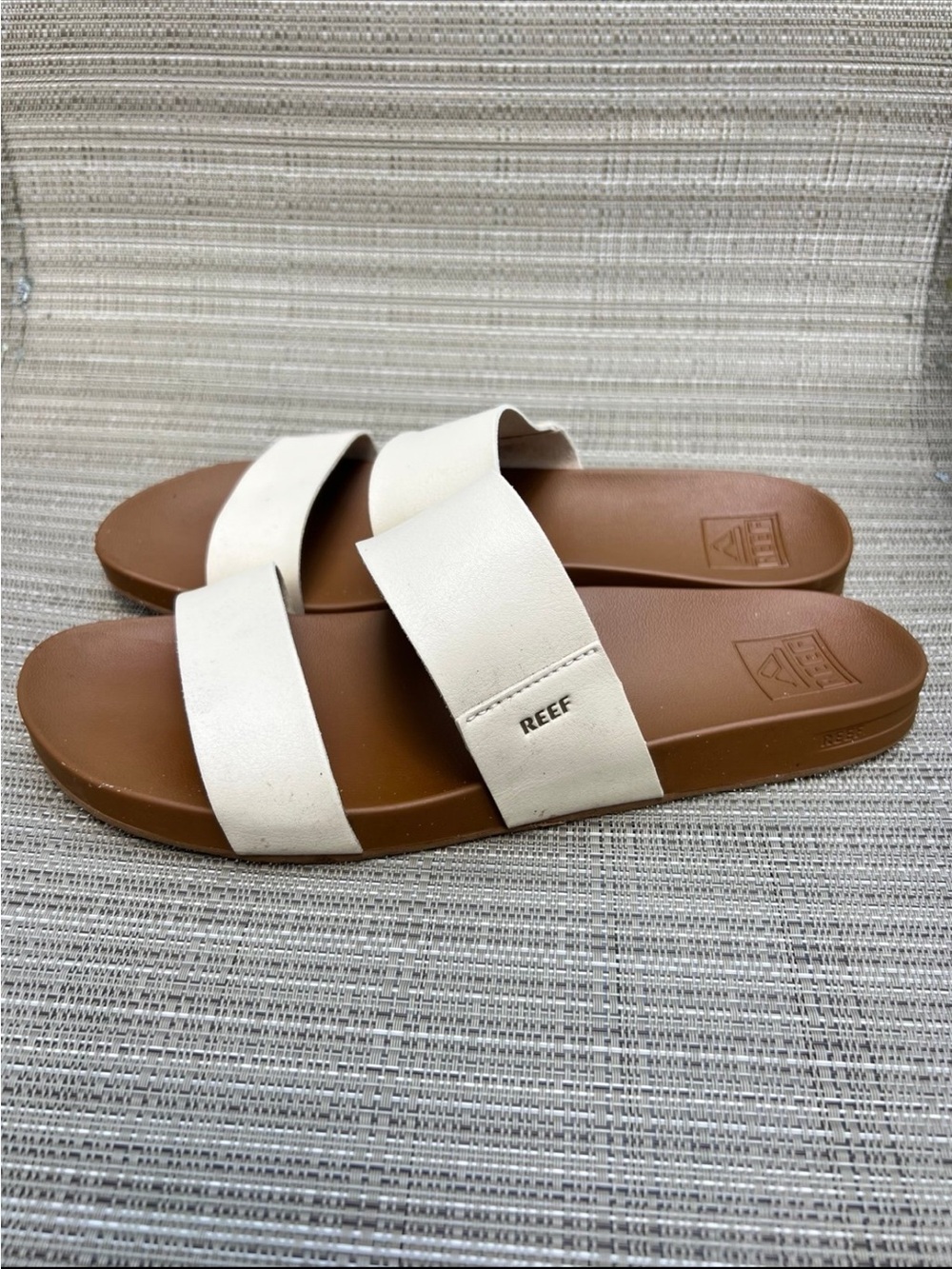 Reef Women’s Arch Support Cushion Vista Sandals Slides Shoes Size 9